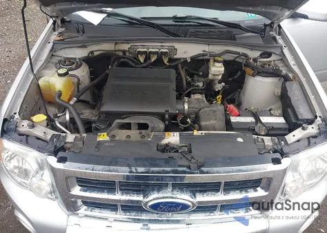 2010 Ford Escape Limited z USA, uszkodzony, nr VIN 1FMCU9EG9AKA92562